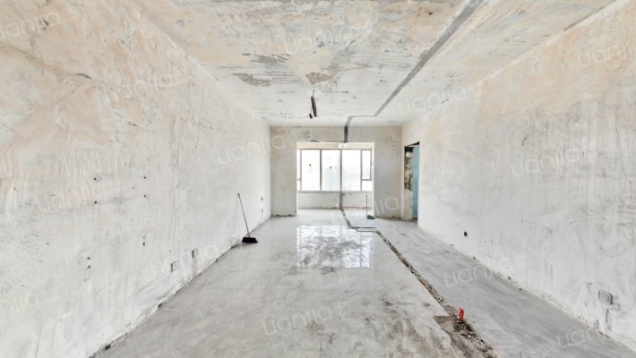 太原汽车制造厂职工住宅楼二手房实景图