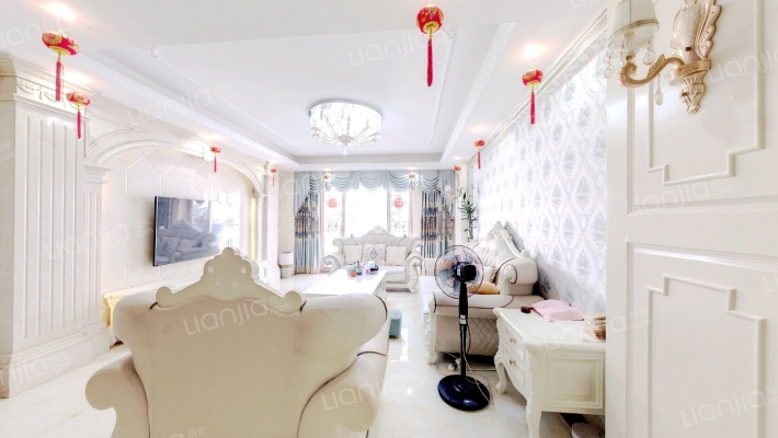 水岸豪景二手房实景图