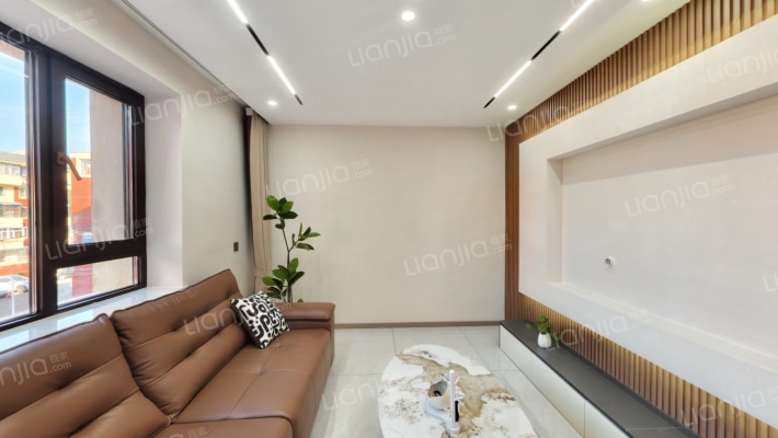 滑翔二区二手房实景图