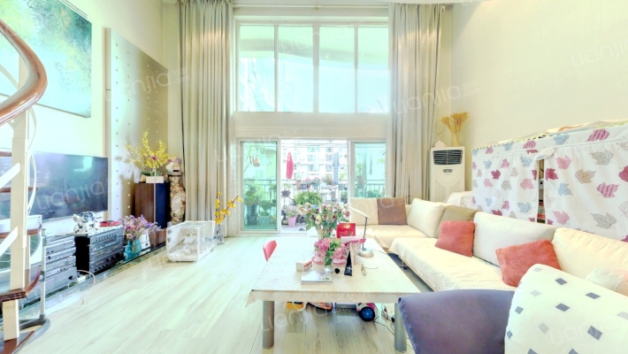 天鹅星座二手房实景图