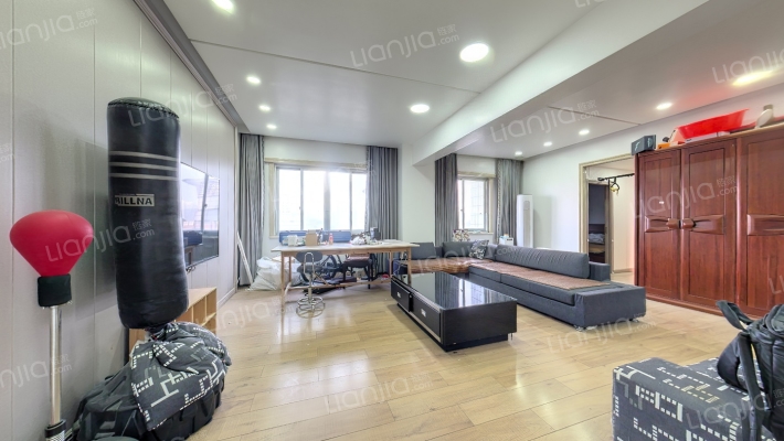 银河大厦二手房实景图