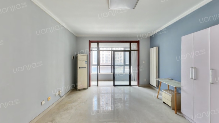 正弘蓝堡湾二期二手房实景图