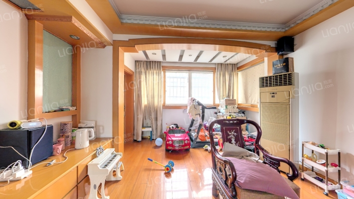 雪松里二手房实景图