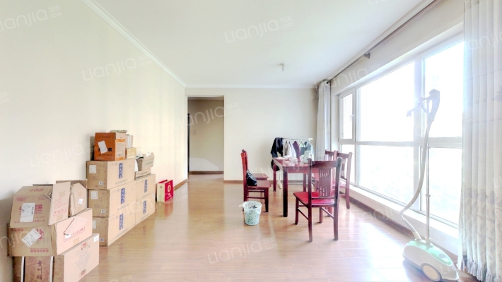 富力现代广场二手房实景图