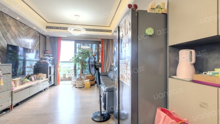 龙光玖龙台一期二手房实景图