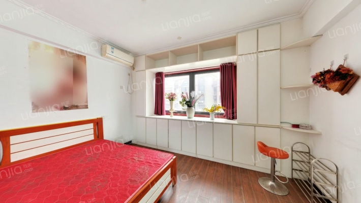 月星糖果公寓二手房实景图