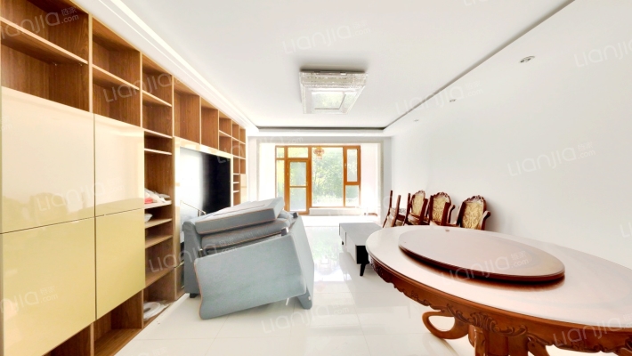 万科惠斯勒小镇二手房实景图