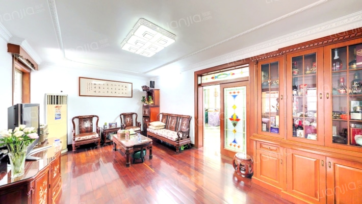 通仕达小区二手房实景图