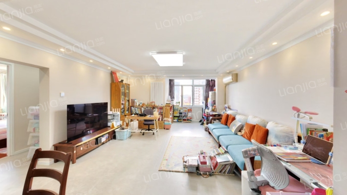 颐源居小区二手房实景图