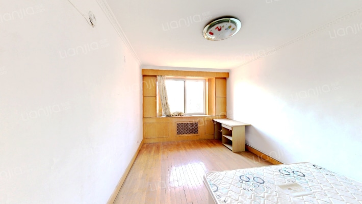 新春小区二手房实景图