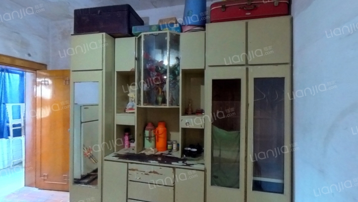 手表家属厂二手房实景图