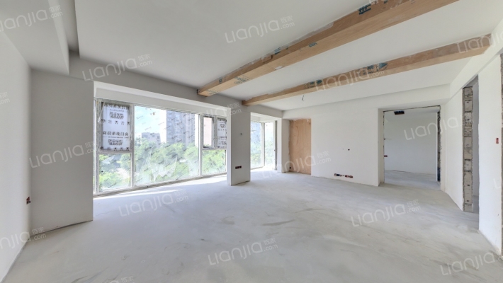 华侨城天鹅堡二手房实景图