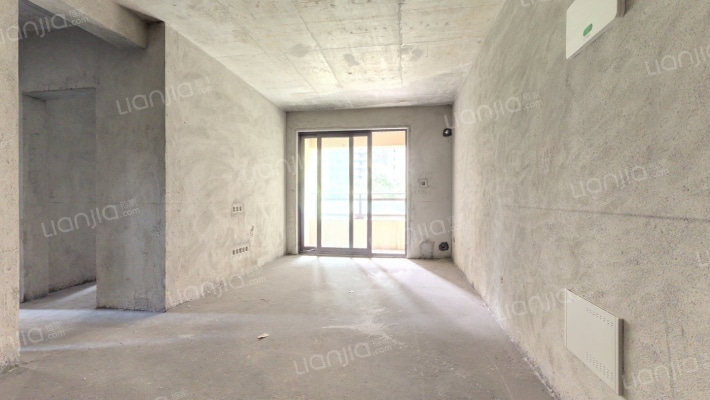 珑玥公馆二手房实景图