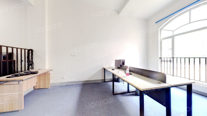 鹭湖宫六区A组团二手房实景图