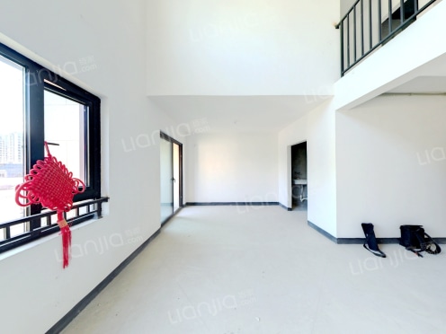 整租·汇隽佳苑 1室0厅 复式 南