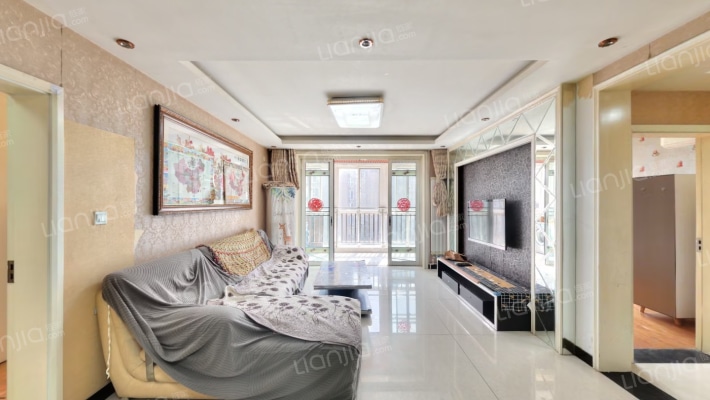 天然居二期二手房实景图