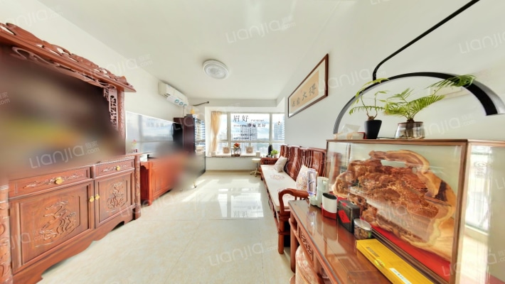 国际名园二手房实景图