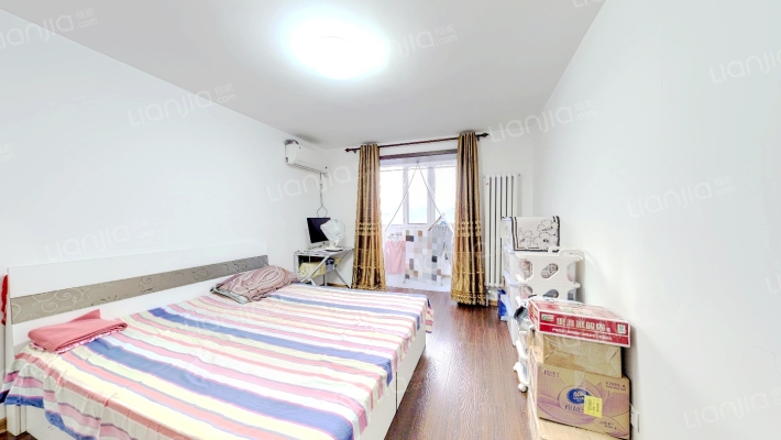 新闻西里二手房实景图