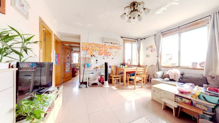 信鸿花园南区二手房实景图