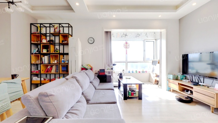 京艺天朗二手房实景图