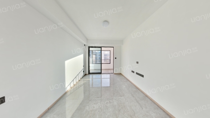 招商奥体公园五期二手房实景图