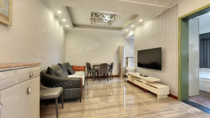 荣盛香榭兰庭一期二手房实景图