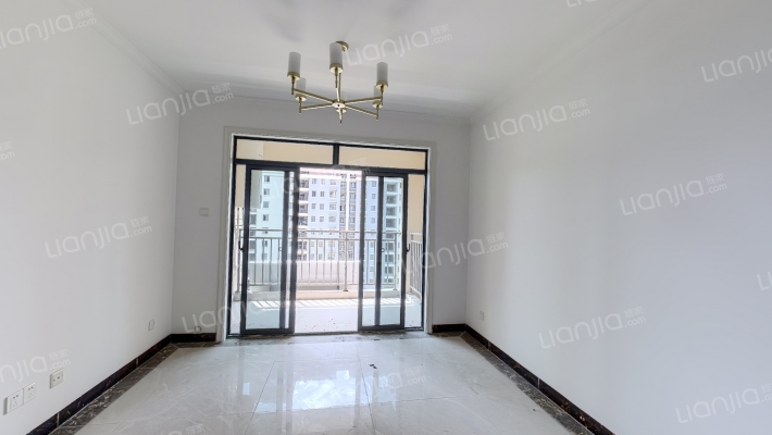 新慧御湖城二手房实景图