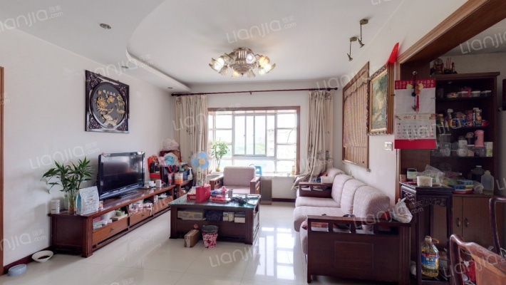 隆泉园东区二手房实景图