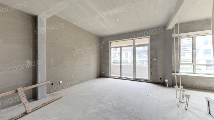 中南玖熙墅二手房实景图