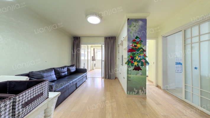 科汇公寓二手房实景图