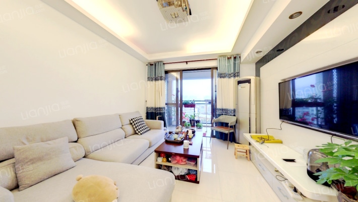 天域米兰阳光二手房实景图