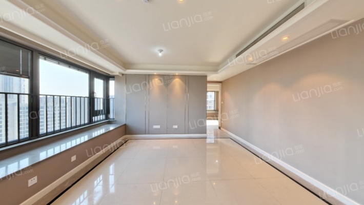 滨江蝶翠迎宾府二手房实景图