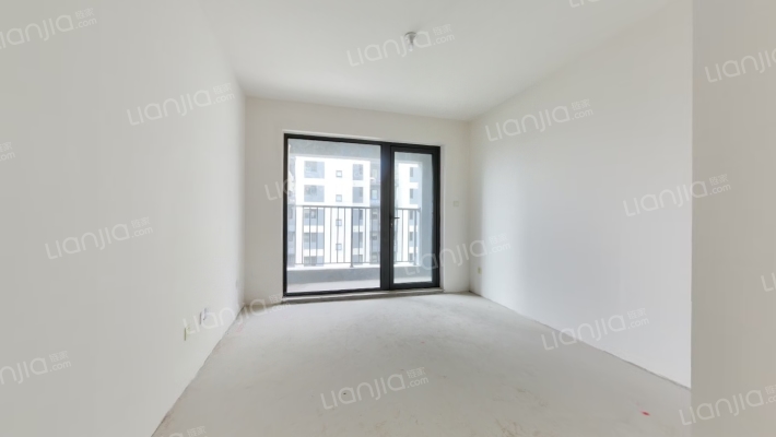 融创臻阅二手房实景图