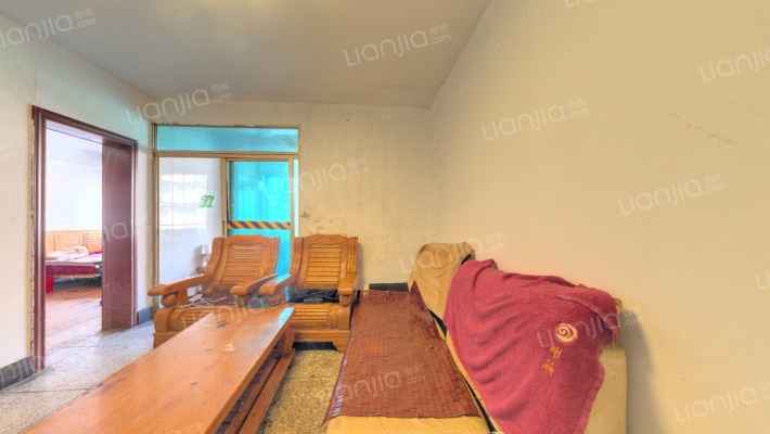 青云路126号二手房实景图