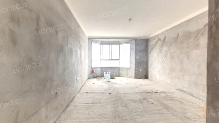 公务员小区二手房实景图