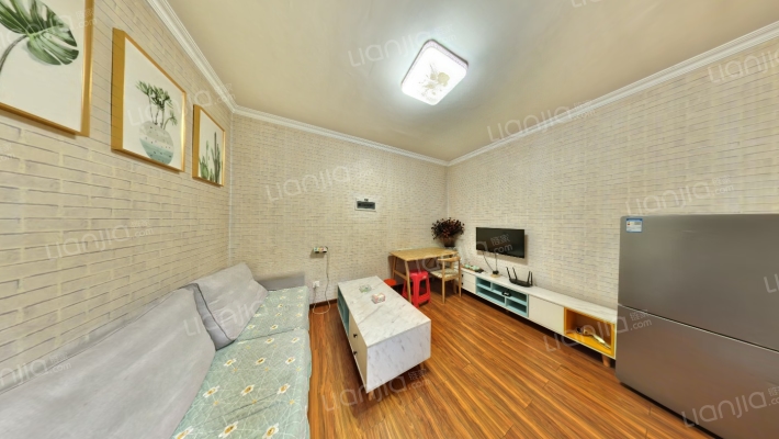 南棠蜜邸二手房实景图