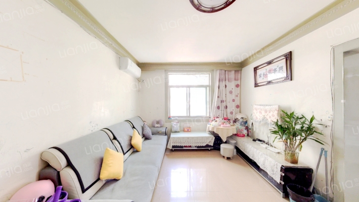 急救中心宿舍二手房实景图