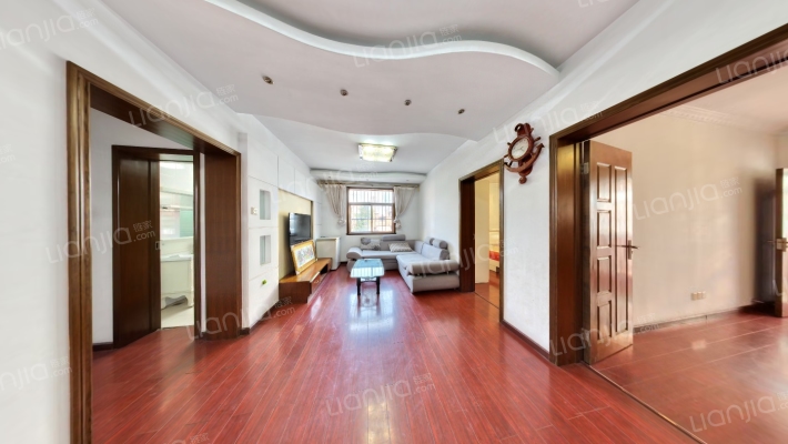 西鞋厂宿舍区二手房实景图