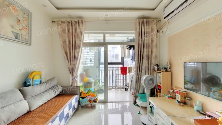 颜龙山水城二手房实景图