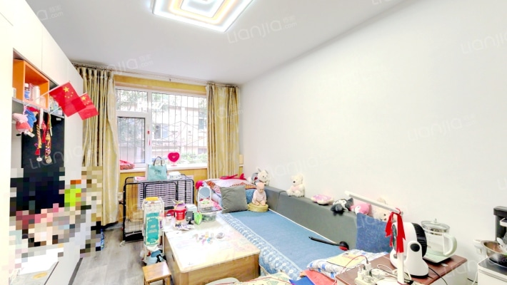 青年小区二手房实景图