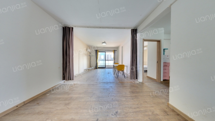 朝阳河花苑一二期二手房实景图