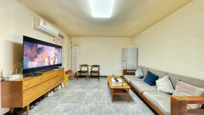 前门东小街二手房实景图