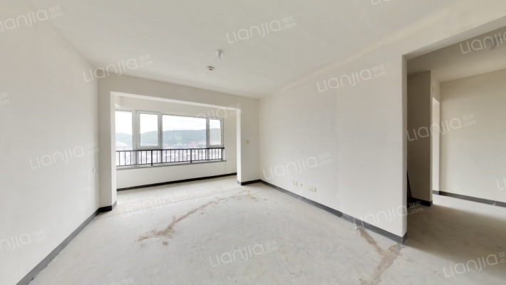 海信彩虹谷二手房实景图