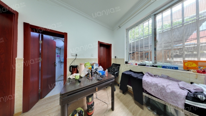 流虹路781号二手房实景图