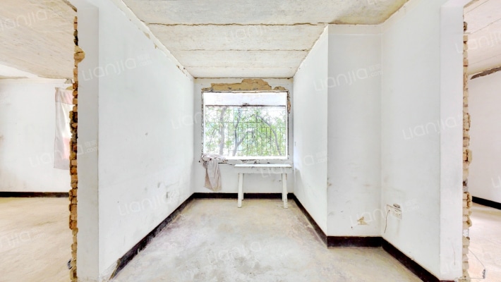 高峰新村二手房实景图