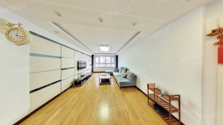 亚泰梧桐公馆二手房实景图