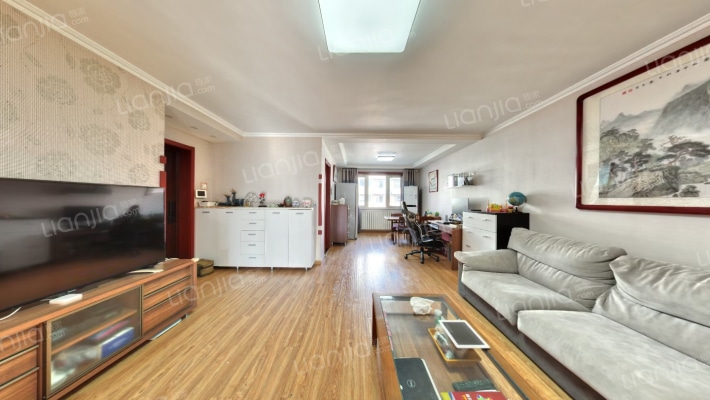 三路居路99号院二手房实景图