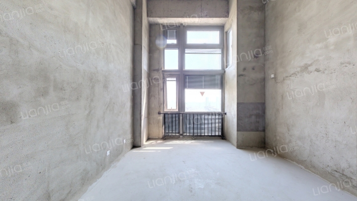 宝龙公寓二手房实景图