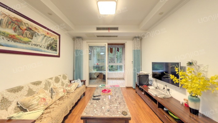 隆鑫爱琴海三期二手房实景图