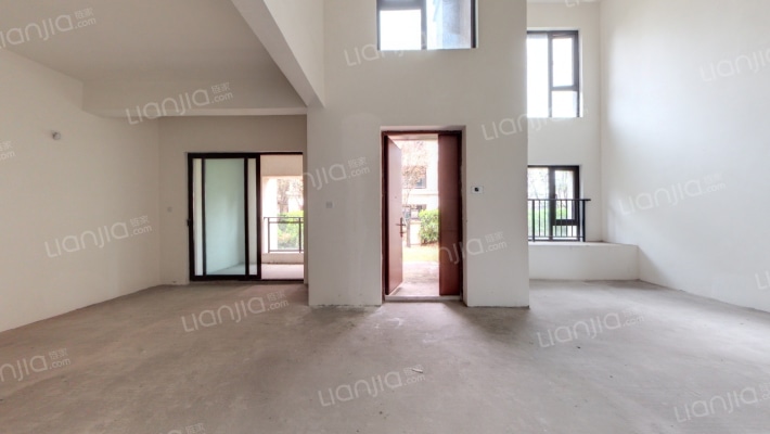 朗悦二手房实景图